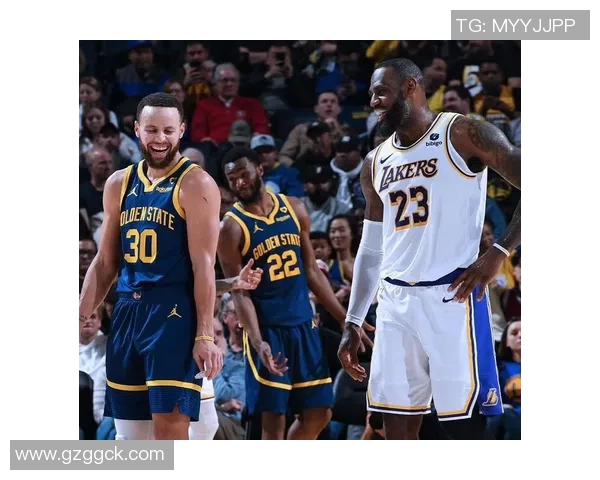 詹姆斯表态支持勇士队友,称对手不容忽视 詹姆斯表态支持勇士队友,称对手不容忽视